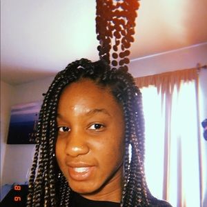 Meet your Posher, Telani